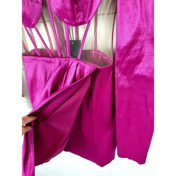 NWT NBD Talulla Mini Dress in Fuchsia sz M (minor flaw) - Picture 10 of 11